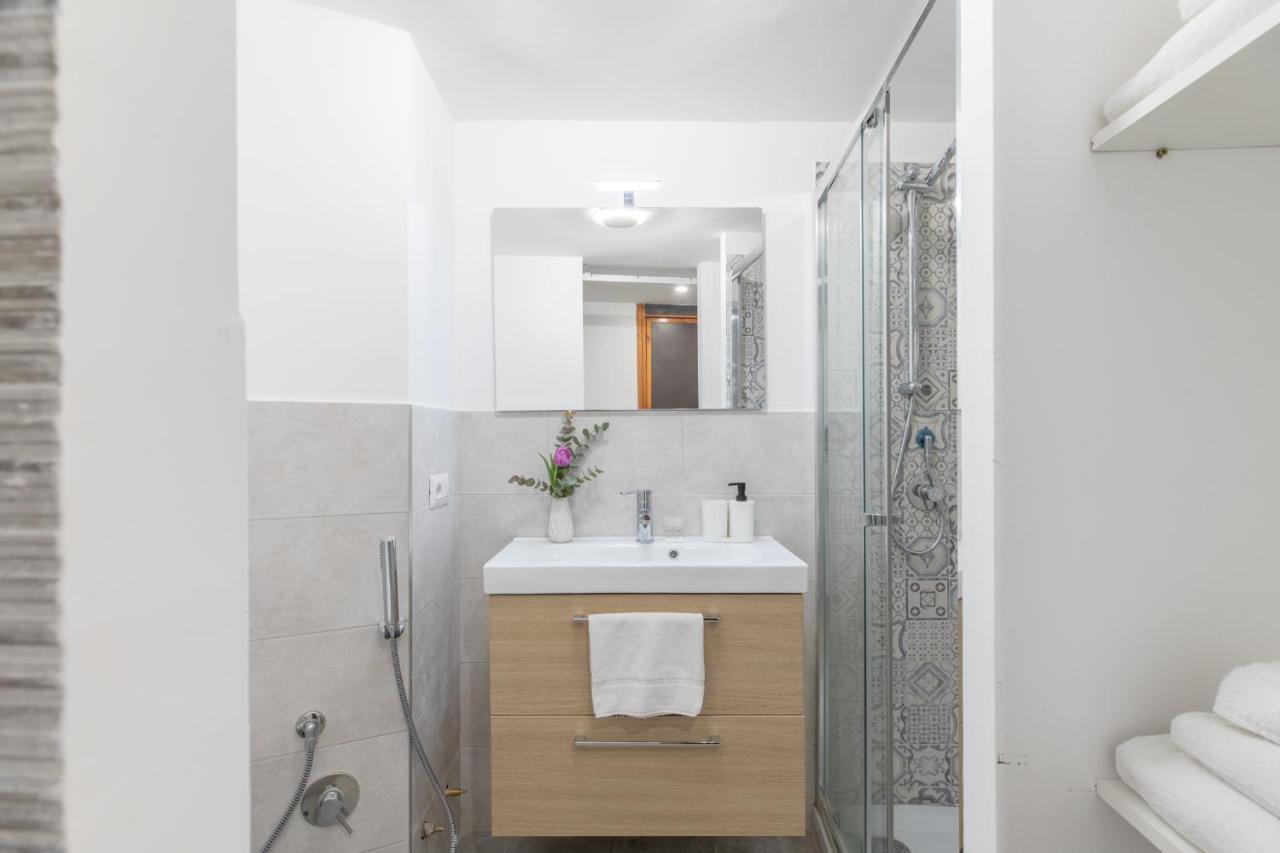 Iflat Small Studio In The Heart Of Trastevere Roma Exterior foto
